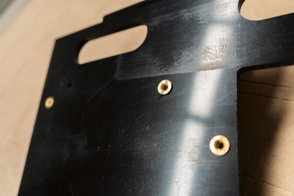 Kosten voor het tappen, soevereinen of aanbrengen van inserts