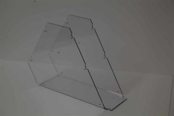 gebogen-en-lasergesneden-plexiglas-onderdeel